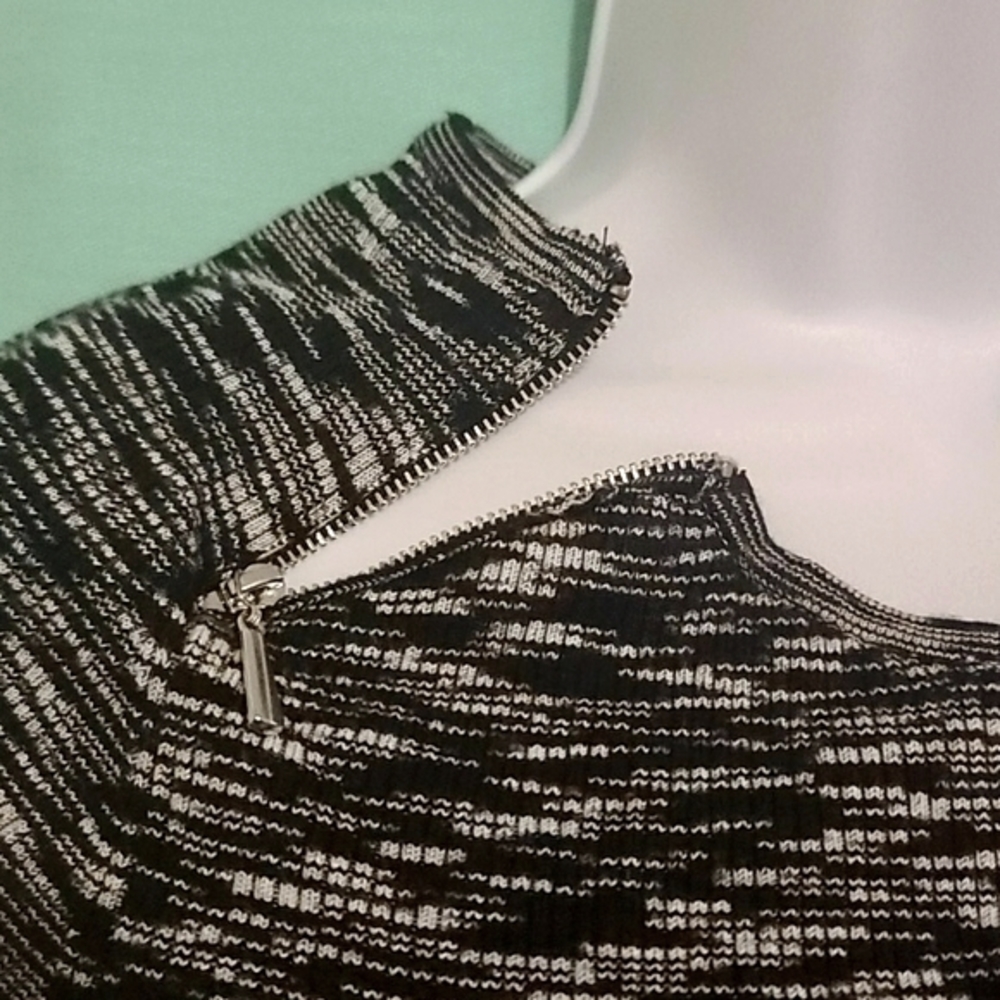 SOLD - Picture 4 of 5